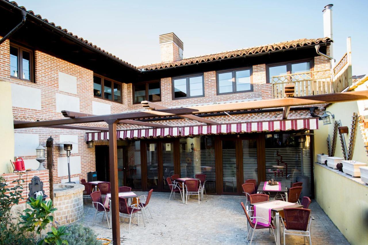 Hosteria Del Mudejar Avila Velayos Exterior photo